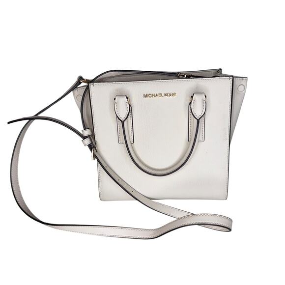 Michael Kors Handbags - Michael Kors Ivory Pebbled Leather Purse Handbag Crossbody Square Satchel